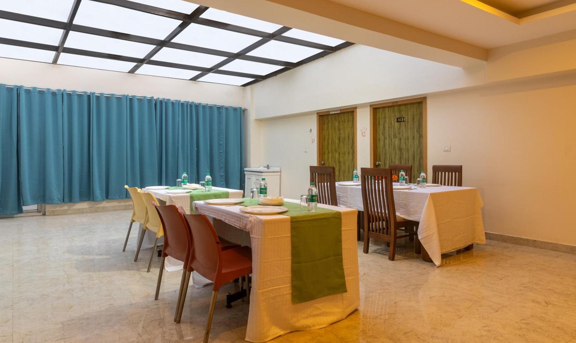 Treebo Anjani Fortune Suites Bangalore Exterior foto